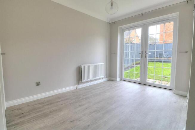 Hemlock Way 51 Din Room 1.jpg
