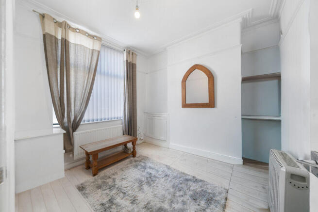 38 Sunningdale Road L15 4HJ photo 4