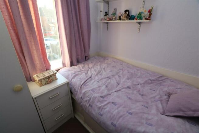 FRONT BEDROOM