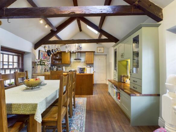 Dining Kitchen.jpg