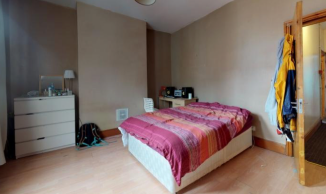 7 bed House to rent Image 8