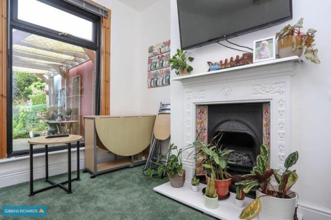 Sitting/Dining Room