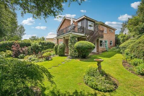 Heathbrow Road, Oaklands, Welwyn, Hertfordshire, AL6