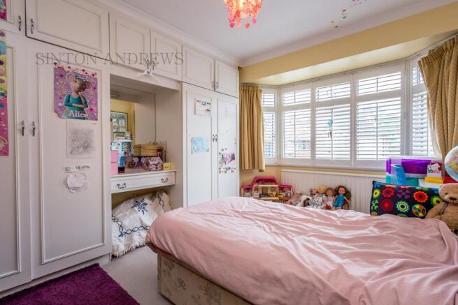 BEDROOM 2