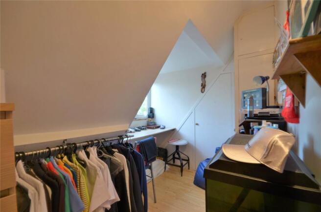 Dressing/Play Room