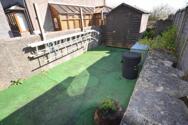 GARDEN/STORAGE SH...