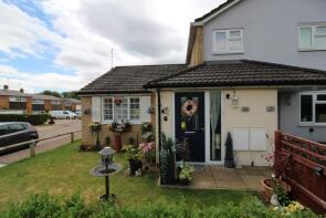 2a, Brook Drive, Stevenage SG2 8TT