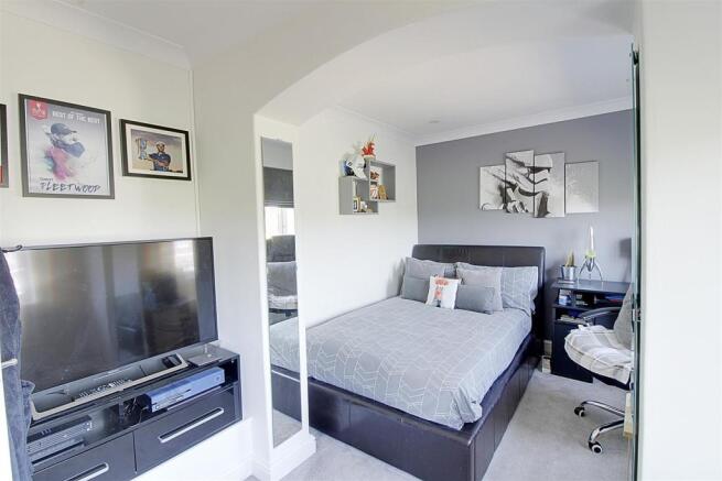 bed 3.jpg