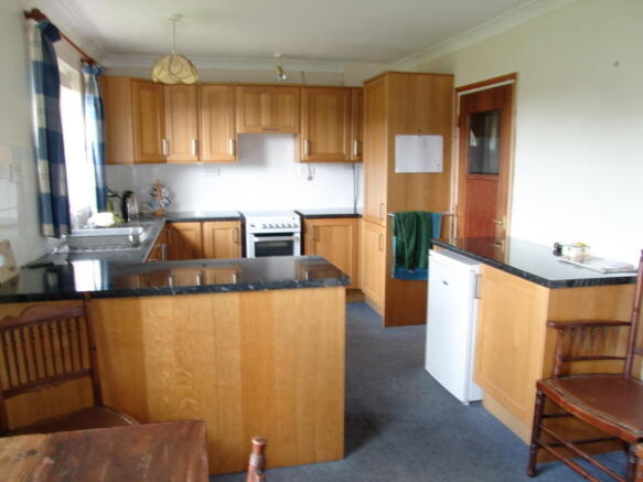 kitchen/dining ro...