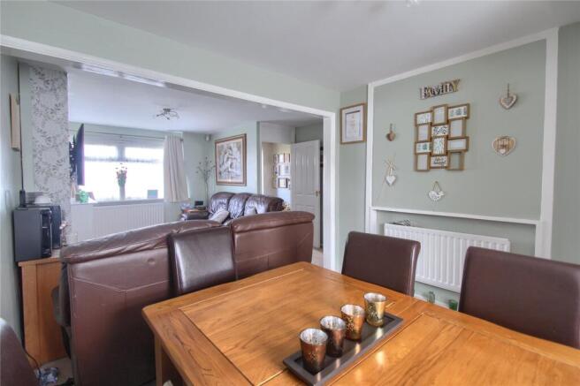 3 bed Terraced for sale Image 8