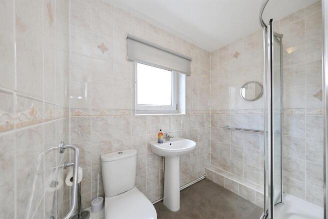 2 bed Semi-Detached Bungalow for sale Image 6