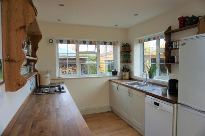 Kitchen/Dining Room