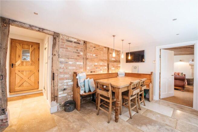 Kitchen/Breakfast Rm