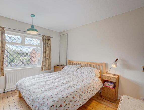 87 Eltham Rd Bed 1 2023.jpg
