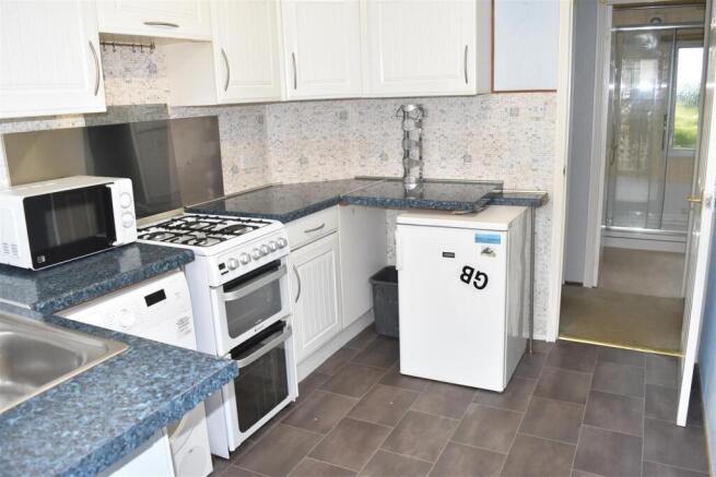 2 bed Park Home for sale Image 6