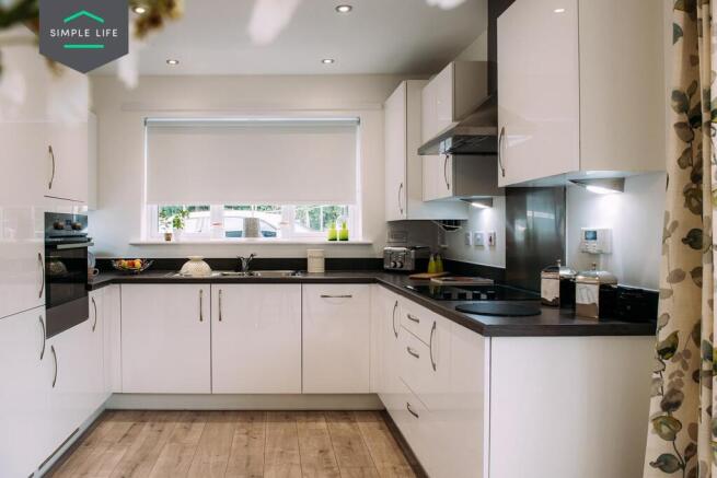 3 bed Semi-Detached to rent Image 5