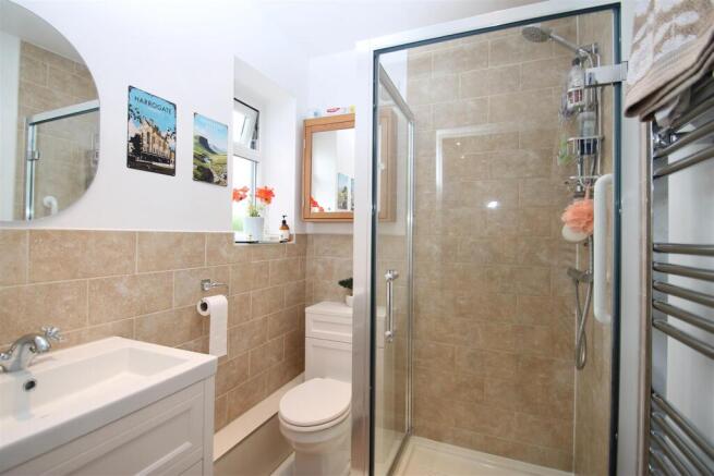 2 bed Detached for sale Image 9