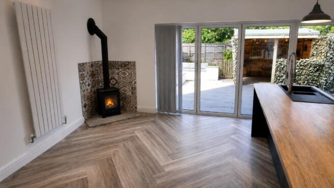 3 bed Terraced for sale Image 9