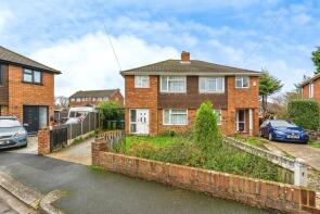 5, Ross Gardens, Southampton SO16 6BY