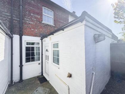Railway Cottages, St. Leonards, TN38 0AW