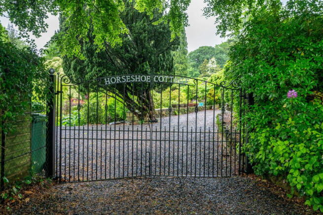 Horseshoe Cottage, Wansfell Holme, Ambleside, LA23 1LS photo 4