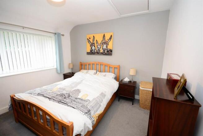 Rear Bedroom
