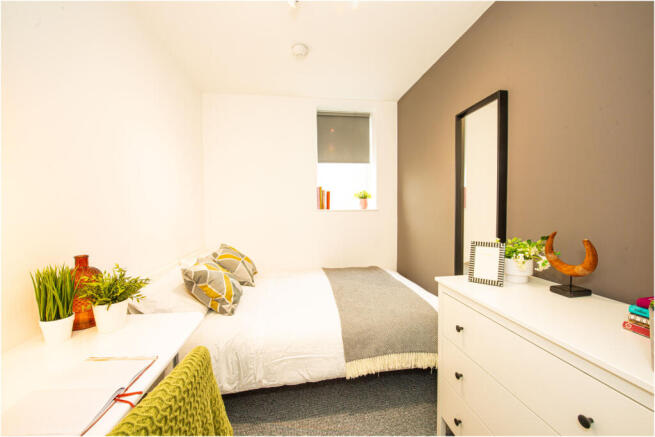1 bed House Share to rent Image 10