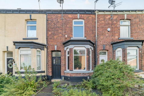 Rochdale Road East, Heywood, OL10 1QJ