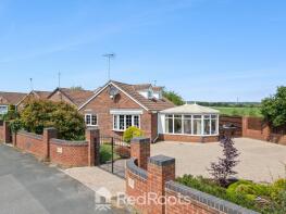 29 The Hollies, Northlands, Lutterworth Drive, Adwick Le Street, Doncaster DN6 7AX