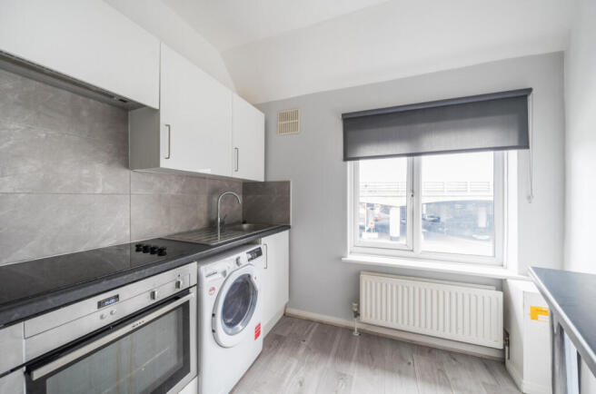 1436782-4-69cd364...