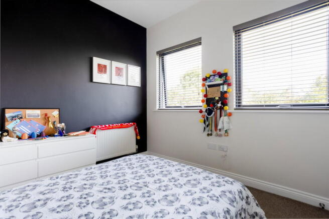 3 bed Terraced for sale Image 8