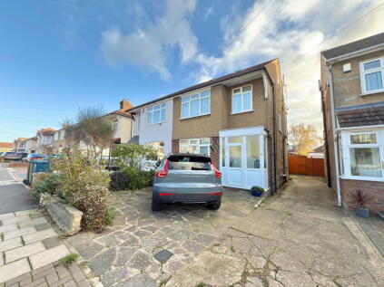 Grange Avenue, Stanmore, HA7