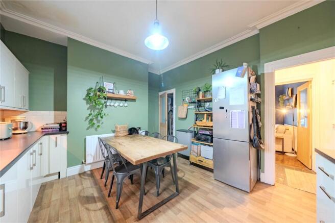 4 bed Terraced for sale Image 4