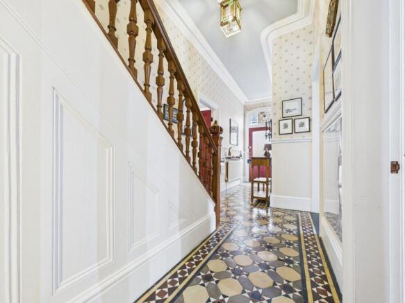 4 bed Semi-Detached for sale Image 9
