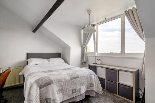 4 bed Terraced for sale Image 5