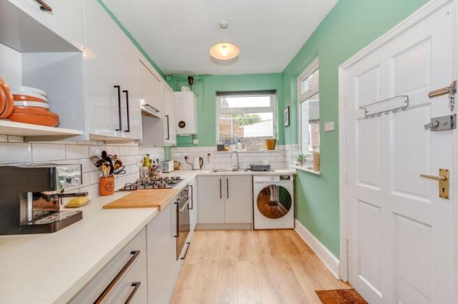 3 bed Terraced for sale Image 5