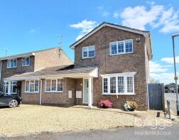 54, Crowson Way, Peterborough PE6 8EY