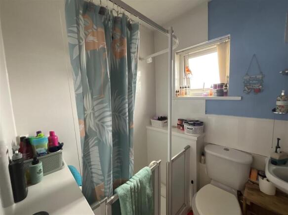 3 bed Semi-Detached for sale Image 11