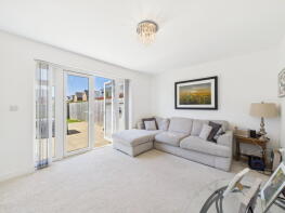 4, Viburnum Chase, Littlehampton BN16 4PY