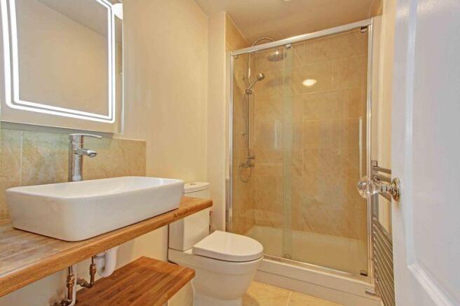 Ensuite shower