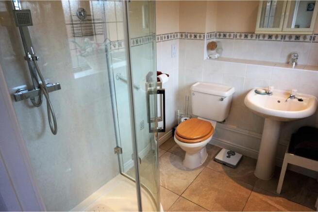 Master En-suite