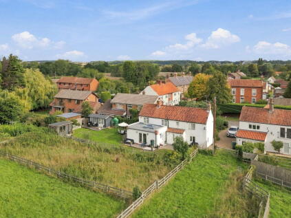 Croft View in Edingley – Character Cottage with Countryside Views & Separate Parking