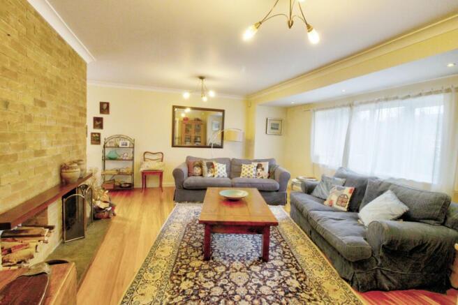 Living room 1
