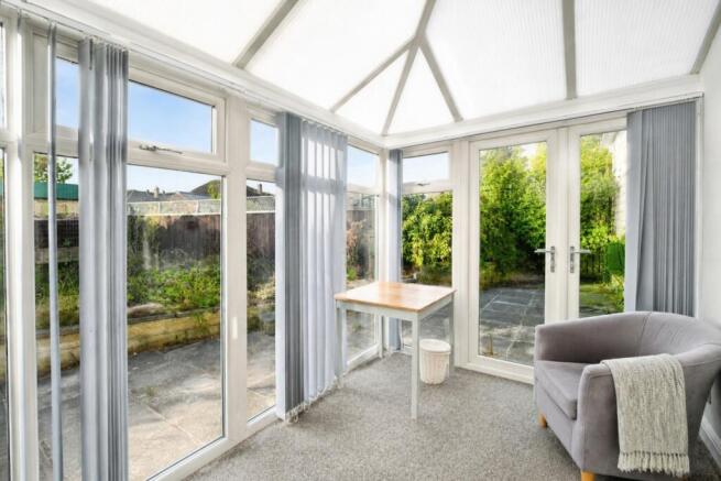 4 bed Detached for sale Image 5