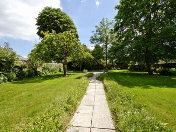 Communal gardens