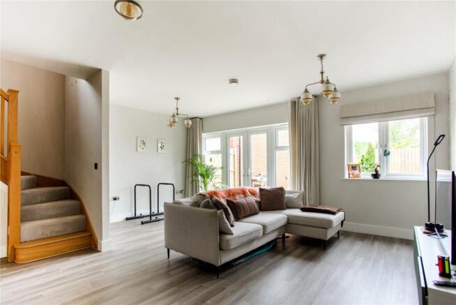 Sitting & Dining Rm