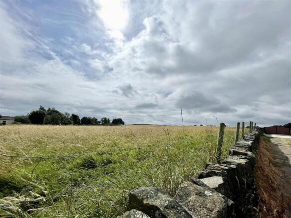 2 bed Terraced for sale Image 5