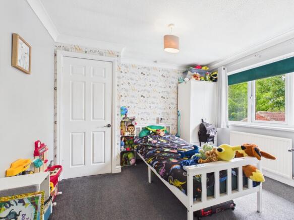 3 bed Semi-Detached for sale Image 9