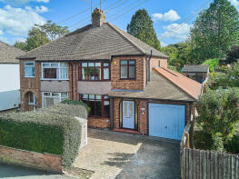 2, Lyndhurst Road, Rugby CV21 4HL