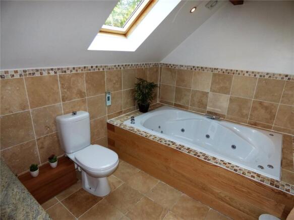 Main Bathroom